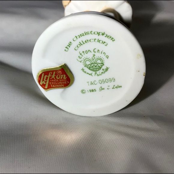 Hand painted Lefton “The Christopher Collection” - Picture 4 of 13